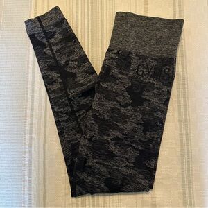 Gymshark Black Camo Seamless Leggings, Women’s size Small